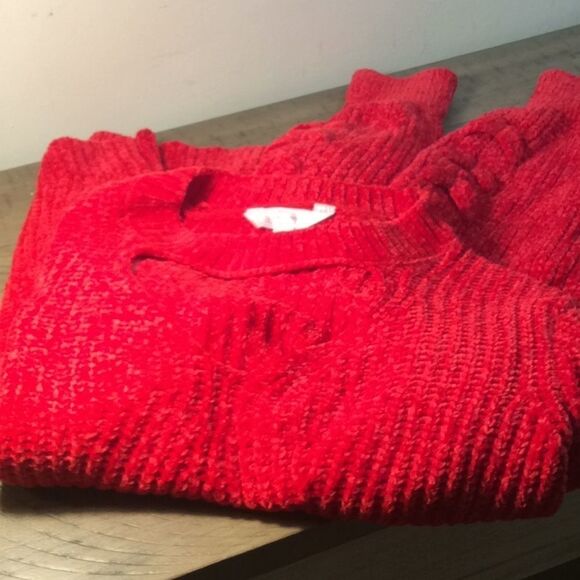 Super soft Recycled Poly Red Hot Sweater 11-13 L - Picture 7 of 11
